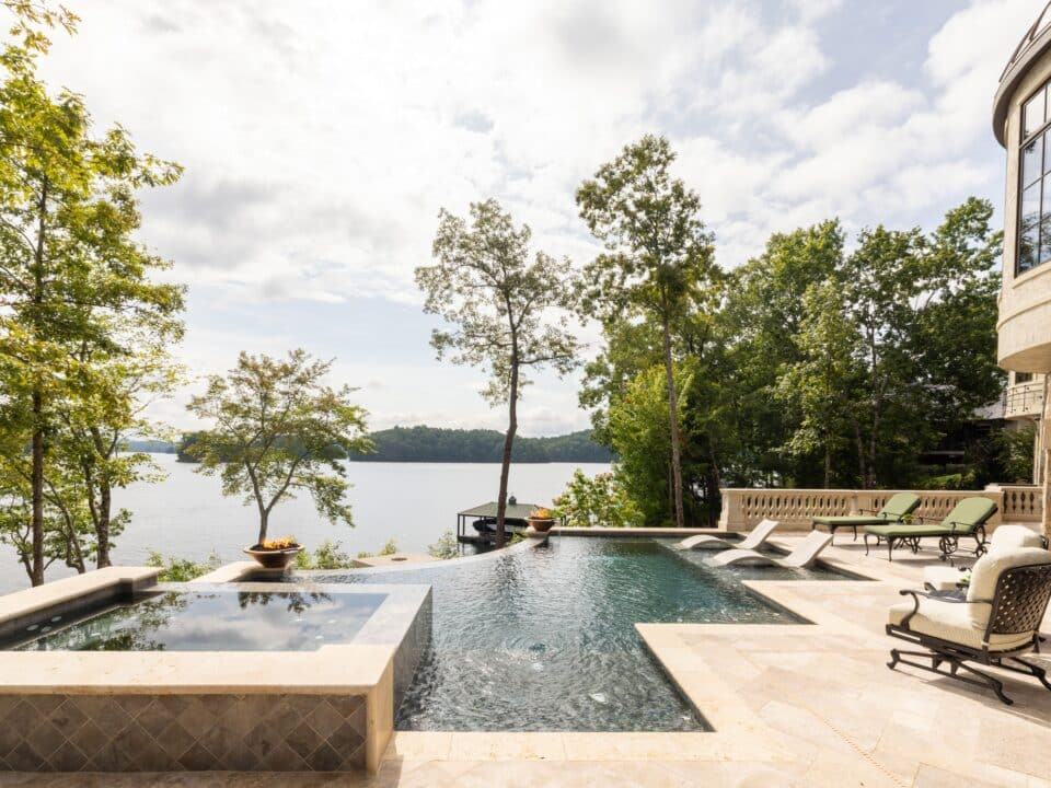 The Pros & Cons of Gunite Pools